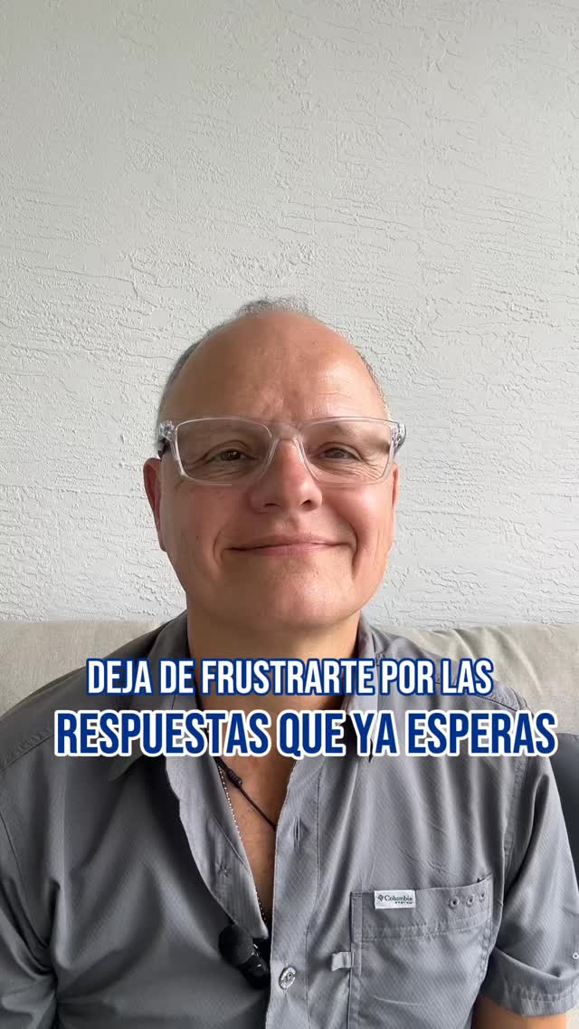 A veces no nos frustra lo que alguien dice, nos frustra que siempre responde igual y aun así esperamos algo distinto.
Si ya sabes cómo va a reaccionar esa persona, el problema deja de ser su respuesta… y empieza a ser cómo la interpretas y por qué sigues permitiendo el mismo ciclo.
Hoy te invitamos a reflexionar: ¿Qué dice o hace esa persona que te afecta? ¿Y qué te está impidiendo poner un límite claro?
Porque cuando pones límites, dejas de repetir la historia y empiezas a cambiarla. ✨
#InteligenciaEmocional #LimitesSanos #CrecimientoPersonal #Reflexion #SanandoRelaciones