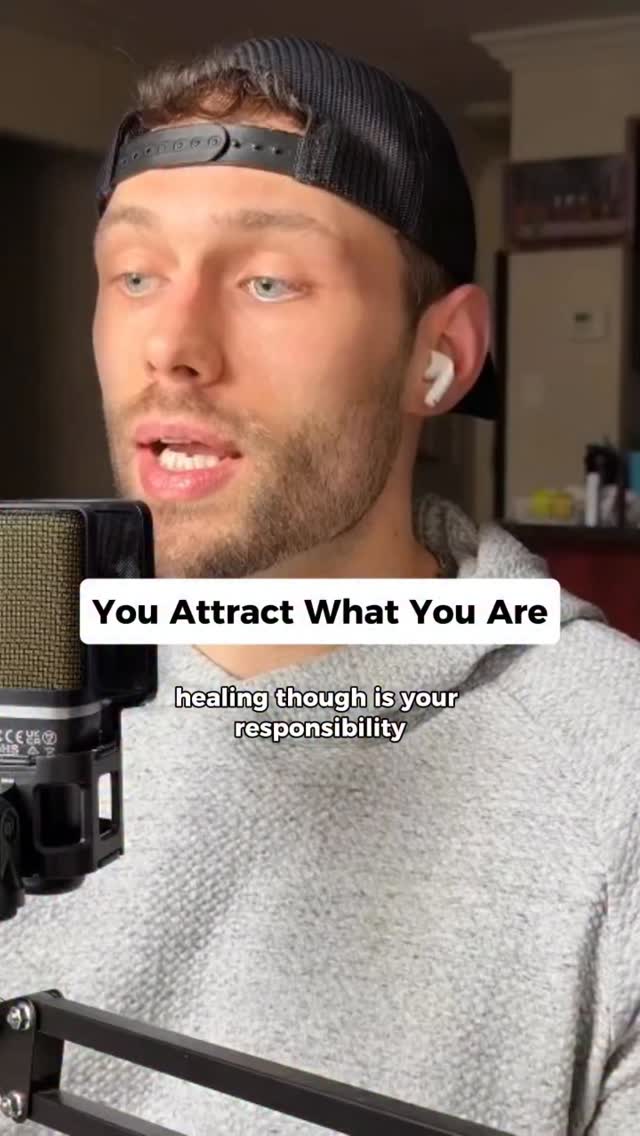 You don’t have a dating problem. You have a self-trust problem.
If you’re constantly wondering “is this my intuition or my trauma?”… this is for you.
We break down how trauma clouds your judgment, nd how to finally feel clear in dating again.
Go check out the full YouTube video: “How Do I Date With Past Trauma?”
#healingtrauma #datingafterheartbreak #selftrust #attachmenthealing #emotionallyavailable