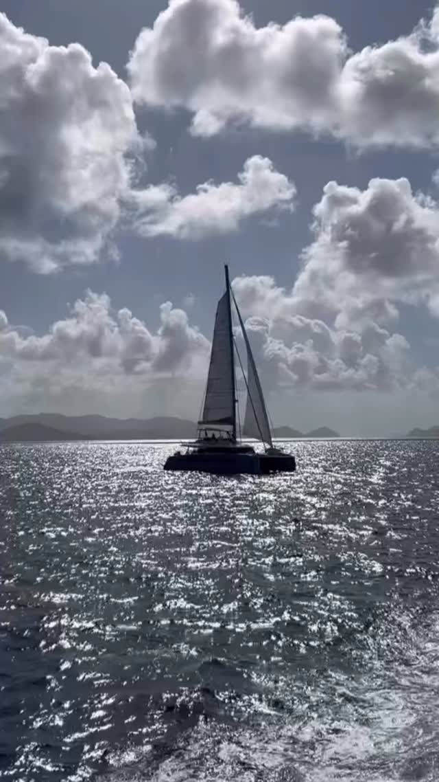 She moves like a whisper across the water… effortless, elegant, completely at home.
Bliss under sail in the British Virgin Islands is something special in the afternoon light. The sun catches her sails just right, turning them into glowing canvases, while the sea flickers in shades of turquoise and sapphire beneath her hulls. It’s that golden hour magic where everything slows, conversations soften, and time feels like it’s stretching just for you.
Up on deck, a chilled drink in hand, the warm breeze carries the scent of salt and sunshine. Below, the promise of another unforgettable meal is already beginning to unfold. Around you, nothing but open water, hidden coves, and the quiet luxury of space.
This is what sailing Bliss feels like. Unhurried. Unfiltered. Unforgettable.
✨ Limited availability remains this season
📍 British Virgin Islands
⛵ Fountaine Pajot 67 | BLISS
#BlissYacht #SailingLife #BVILuxury #YachtCharter #LuxuryTravel