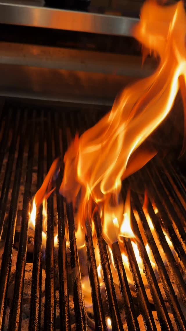 Hähnchenbrust, neu definiert.
Saftig, aromatisch, perfekt gegrillt.
Kein Schnickschnack – nur echter Geschmack.
—————•
#goslar #altstadtgoslar #steak #cocktail #restaurant
Mueller’s Tapas & Steak
Das beste Restaurant in Goslar.