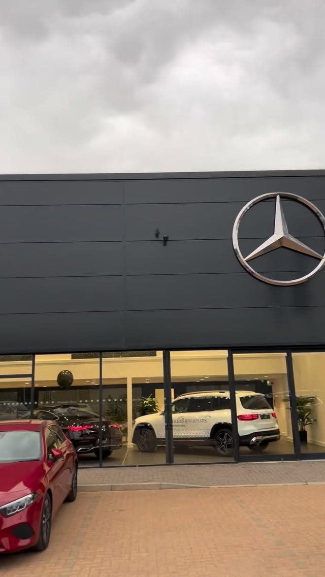 Join us @mercedesbenzbishopsstortford getting ready for there Spring Used Car Event!
Using our mix of different sizes orbz and finishing with one of our swirl arches to bring the event alive! Colours we used are a great mis of Silver, Black & Purple to give that Ping!
The event runs from Friday 10th to Sunday 19th April! 👏👏👏
If you have any enquiry:
Order either on-line via our website…click & collect service available.
DM us or pop into our shop and see us.
⬇️Address and details all below ⬇️
📍 Located in Home and Eat
Unit 3
Birchanger industrial estate
Stansted Road,
Bishop Stortford
CM23 2TH 📍
☎️ 01279 503603
🌏www.thepartybox.co.uk
📧 teamstortford@thepartybox.co.uk
🚚Yes we offer a Delivery Service 🚚