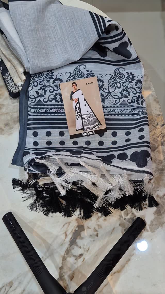 Summer special linen cotton saree only in 600 book no 8485860952#onlineshop #ssakhishrungar#onlineshopindo #perfect #