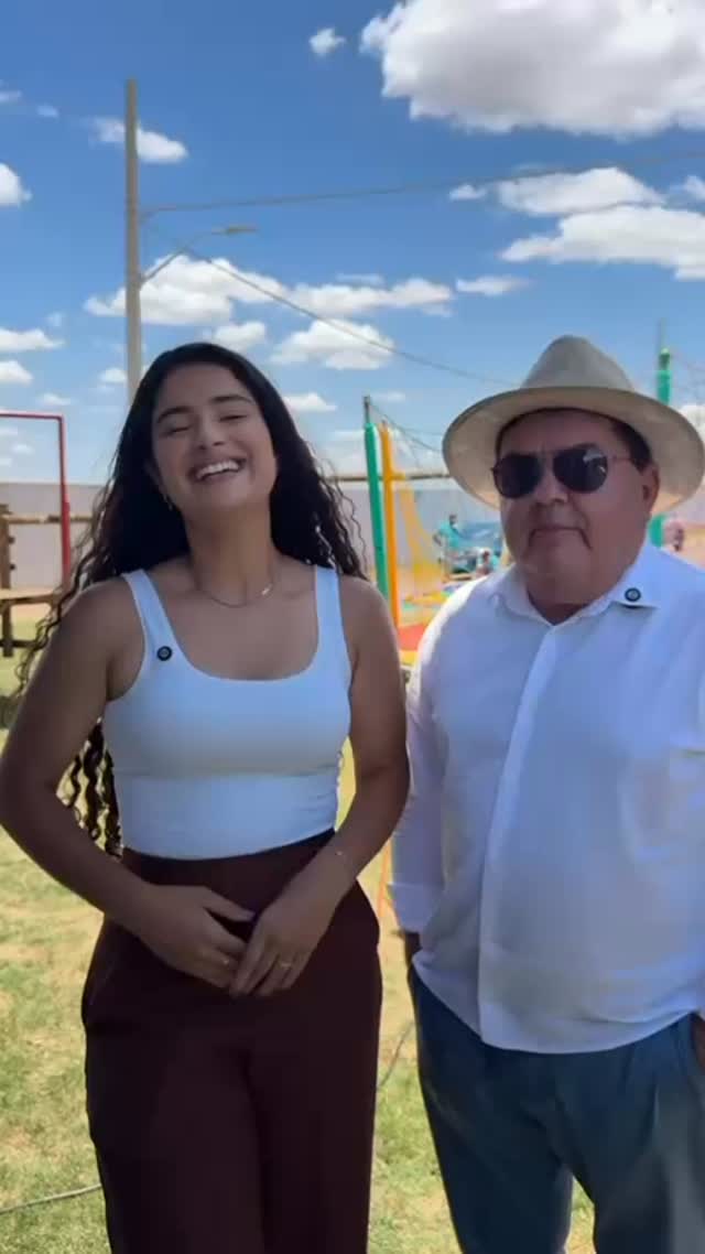 O Célio Rodrigues conhece Luz como poucos. Nesse vídeo, ele fala sobre o que mais chama a atenção no Condomínio Paris: segurança, privacidade e valorização.
O Paris está pronto. Ruas asfaltadas, portaria, área de lazer funcionando e casas já em construção.
Quer saber mais? Fala direto com o Célio — ele te explica tudo e monta a simulação na hora.
📲 Célio Rodrigues: (37) 99115-3232
📲 Rose Rodrigues: (37) 99139-2319
#CondomínioParis #LotesEmLuz #Segurança #Valorização #ConstruirEmLuz