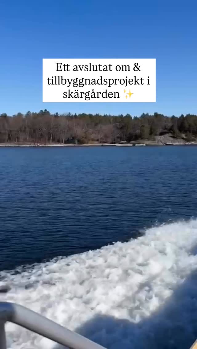 På en ö utanför Österåker står ett fritidshus som fått följa med i livets förändringar ⚓️
När familjen växte och barnbarnen blev fler behövdes lite mer plats i huset🏠
Genom en om- och tillbyggnad har fritidshuset fått större ytor, bättre flöden och en funktion som bättre möter dagens behov✨
Som totalentreprenör i detta härliga skärgårdsprojekt har vi tagit ansvar för hela projektet – från första kontakt till färdigt resultat🤝
Detta hem står nu redo för många nya minnen🤍
Har du ett skärgårdsprojekt som du vill ha hjälp med?
�Vi hjälper dig hela vägen – från idé till färdigt resultat!
📞 08-541 350 71�📧 info@wolfbuilder.se
Bilder & video Wolfbuilder AB @hanslinus @chaaplin1