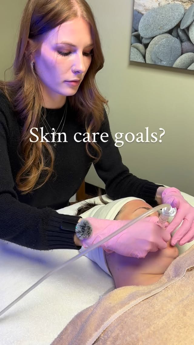 Book a PLATINUM HYDRAFACIAL & add on a complimentary dermaplane service, use code DERM at checkout.
Good skin starts today! Book with one of our estheticians who are dedicated to educating themselves and YOU on what is going to be best for your skin.
Not sure which service to book? We offer complimentary consultations, call or text Gervais to book yours today! Availability this week at both locations.
📲 541-334-6533