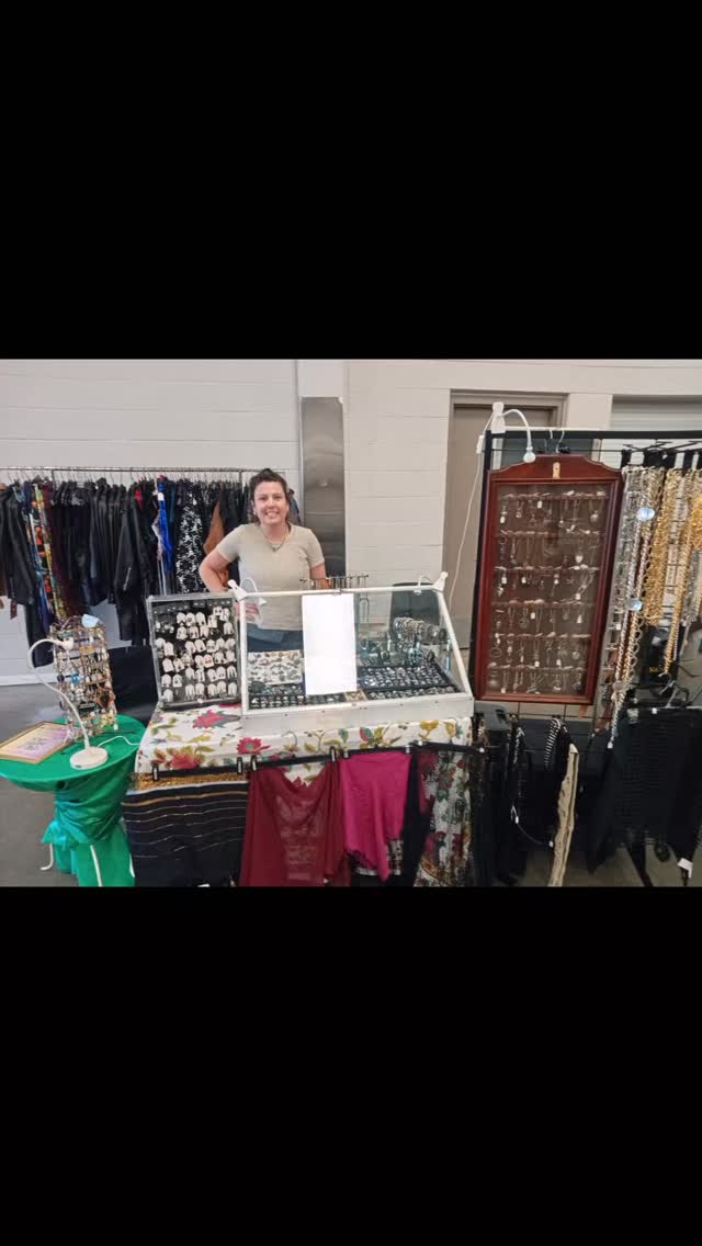 Thank you so much to everyone who came out to support all the wonderful vendors, a great event put on by a fantastic organizer and me ☺️ @lunaeventscanada in Woodstock. We are truly grateful for all the conversations we had and hope everyone enjoys their new treasures.
#witchyvibe #gothicstyle #witchlife #witchymarket
