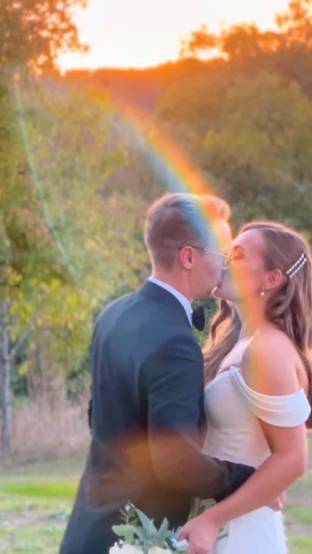 Dreaming of a wedding in France? Château light, dress of dreams and a love story worth reliving — your destination wedding captured with a modern content creator style from 800euros.
Filming for memories 💛
Planner @suechris1995 for @marrymeinfrance.
Venue @chateaudestpaul
Hair @weddinghairdordogne.
Makeup @skin23_mua.
Photographer @francesmarysales.
Music @feelslikejulyuk.
.
#weddingfilmfrance #weddingsouthwestfrance #chateauwedding #contentcreatorfrance #chateauweddingfrance perfectlittlewedding