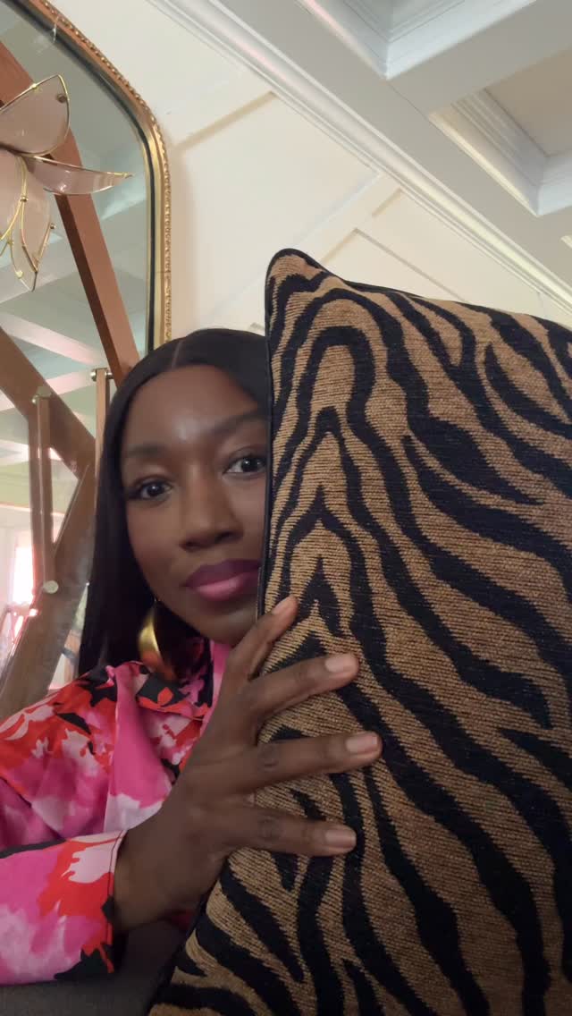 Hi, again!
Prioritize YOU.
Do something for yourself today.
You’ll thank yourself tomorrow.
With Love,
Keps