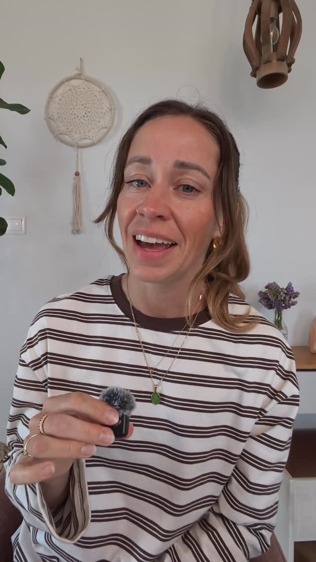 “If I don’t control this, it will get out of control!”
Some of you may be thinking - why is this a limiting belief? It keeps me safe!
But…does it?
Or does attempting to control things that are beyond your control result in suffering, anxiety, panic and stress?
Let’s re-assess.
I hope these messages around trust, surrender and remembering the shifting nature of life, support you!