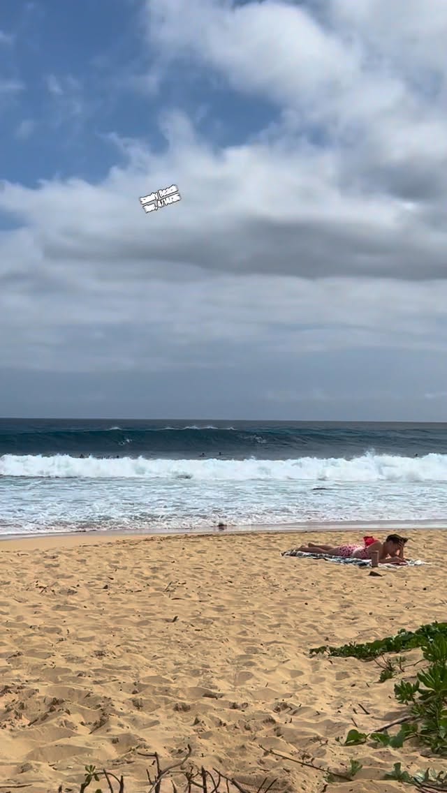 Sandy Beach, Tuesday, 4/14/26 🙌🏽🩵
Conditions were epic! The kind of surf days that you dream about. I kept waiting for conditions to turn junk, sea breezes and mush but it never did. Best Sandys I got this year so far. I surfed over at Full Point but here is a look at Half Point pumping! 🌊🌊🌊
#sandybeach #wheredreamscometrue #sandys #halfpoint #hawaii