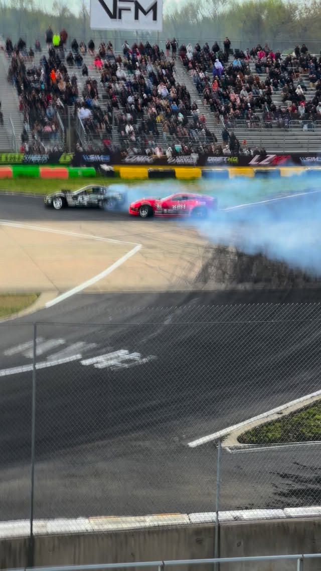 I cannot wait to edit today’s shots from @thelzworldtour 🤪📸✨
📍 Englishtown, NJ
#motorsportsphotography #lzworldtour #drift #englishtownraceway #driftcar