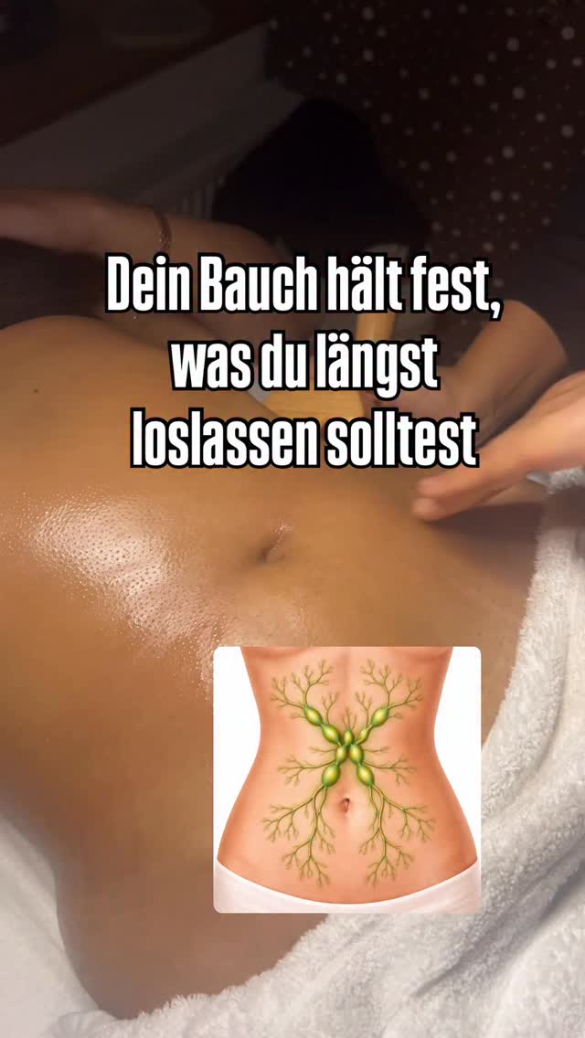 Wo dein Bauch festhält, will dein Körper eigentlich loslassen.
Oft sind es nicht nur körperliche Spannungen, sondern auch das, was du innerlich trägst Stress, Druck, Gedanken, die sich festsetzen✨
Wenn dein Lymphsystem nicht richtig arbeitet und deine Faszien verklebt sind, staut sich genau das in deinem Körper. Du fühlst dich schwer, aufgebläht, blockiert.
Doch dein Körper weiß eigentlich genau, wie er loslässt. Du musst ihn nur dabei unterstützen.
Aktivier dein Lymphsystem und spür, wie dein Körper wieder in Bewegung kommt.
Leichtigkeit beginnt nicht im Außen, sondern in deinem Flow.
Wenn du es fühlst oder es dir genauso geht,
schreib uns „Loslassen“ und du bekommst nähere Infos💛
#lipödem#lymph #lymphsystem #loslassen #madero