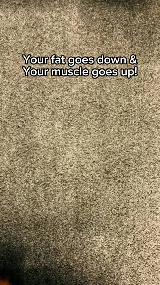 Most people don’t have a fat loss problem… they have an eating pattern problem.
You don’t need to starve.
You don’t need to cut everything you love.
You just need to eat in a way your body can actually work with.
When your meals are structured right:
✔️ You stay full longer
✔️ Your energy stays stable
✔️ Your body burns fat more efficiently
And that’s when the transformation starts to show
Consistency beats perfection. Every time.
If you’ve been “trying everything” but not seeing results… this is probably why.
Follow for more real strategies that actually work.
#fatloss #bodytransformation #fitnesstips #nutritiontips #weightlossjourney fitnessmotivation getlean healthyhabits fatlosstips gymresults