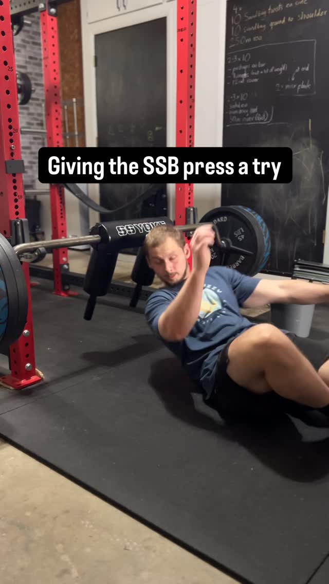 I’ve seen a few videos of different people doing these, so I wanted to let you know if they’re worth it🤔
They’re kind of a fun alternative for home gym owners who don’t have machines and it gave me a pretty good pump, but overall, they were a bit awkward and I think I’d rather just do a regular cable extension.
I’ll probably do them for a couple more weeks and mess around with the setup a bit, but for now they’re a 6/10.
‼️Try it out and let me know what you think. A follow is always appreciated‼️