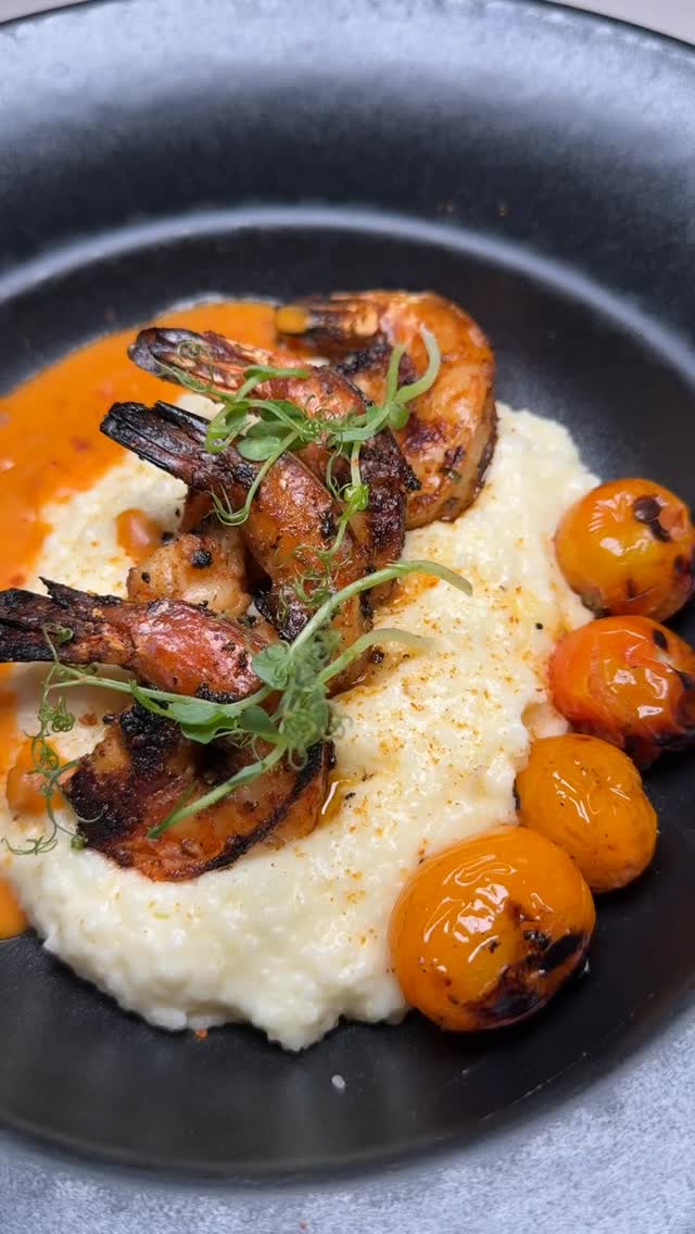 Your Saturday morning plans just found their flavor, shrimp and grits bringing rich, savory comfort with a little extra flair to start your day right. Pair it with a cocktail, settle into the rhythm of brunch, and make your way to us for a weekend well started.