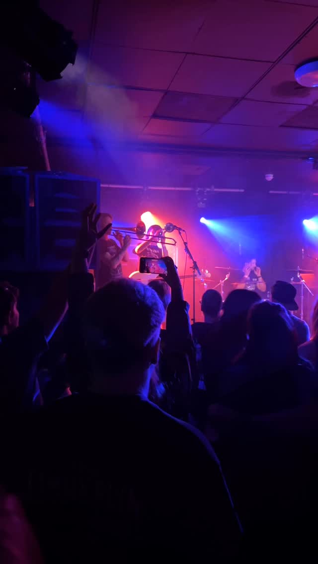 Brass at a rock show? How could I say no!
#freelancephotographer #livemusic #withourlastbreath #brass #videography