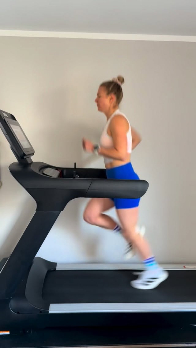 Anzeige| Der Frühling ist da, und damit auch endlich die wärmeren Temperaturen 🤩🥳 ☀️
Wenn da nicht die Motivation steigt???
Und als wäre es so getimed gewesen 😉 könnt ihr ab heute die neue ULTRALIGHT Kollektion von @incylence shoppen. Perfekt für warme Temperaturen kombiniert mit maximalem Komfort und dem heißesten Style.
Ab sofort könnt ihr gleich zwölf neue Designs shoppen. 🥳 Gönnt euch!!!
#huntincylence #forthehunters #newsockday #running #ultralight