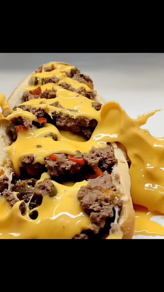 Dinner time at Giorgino’s Cheesesteaks 🍻🥖Nothing hits the spot like a hot, fresh cheesesteak paired with your favorite cold beer. Whether you're dining in or ordering from home, we've got your cravings covered!
📍 1237 28th St, San Diego, CA📞 619-234-9141⏰ Open daily: 10:45 AM – 7:30 PM
🚗 Delivery available on: DoorDash, Grubhub, & Swipeby
Bring your friends, grab a seat, and make it a cheesesteak kind of night!
#cheesesteak #sandiegoeats #sdfoodie #dinnertime #supportlocal