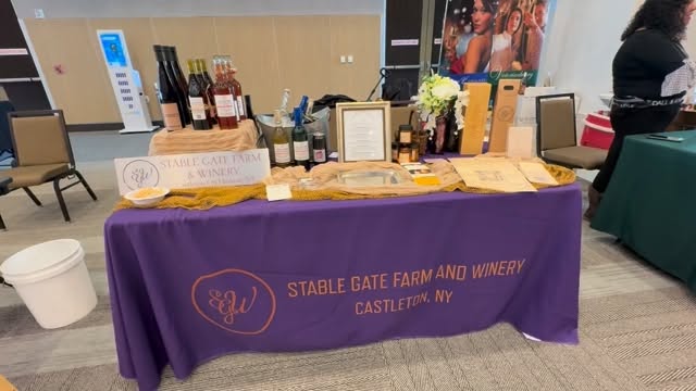 we’re out here at the Capital tonight !
come and sip under the (stars)