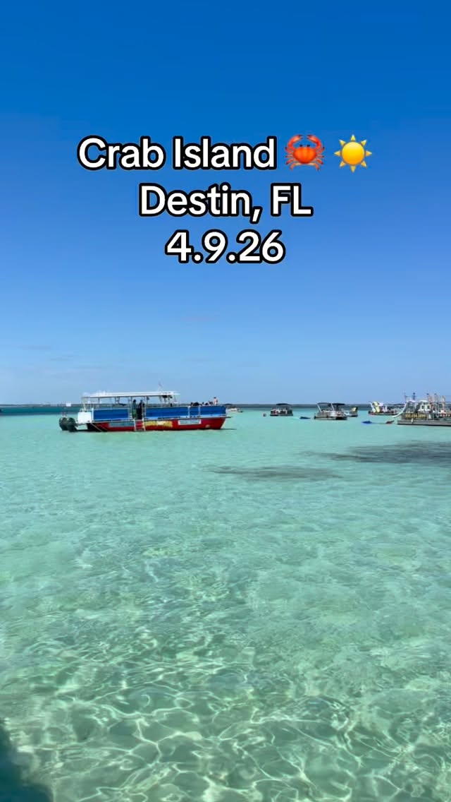 Doesn’t get much better than this! ☀️ 🦀