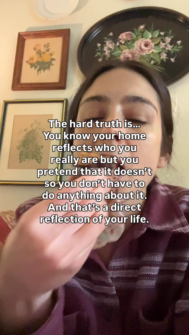 ..and also why I’m eating a second cupcake instead taking a freaking walk. 🙃
Listen, we all have our blind spots. 🫣
✨But how many times have you avoided something for SO LONG then found out it wasn’t that bad once you finally did it?✨
We’re torturing ourselves when we could simply set an evening aside to face it, take action, and celebrate the success! 🎉
👉If you’re ready to take action towards decorating your home with INTENTION so that it feels like a refined, elevated version of your authentic self, give me a follow!
You’ll learn how to get in touch with your authentic voice and find artwork and prints that bring your space to LIFE! 😍✨
#howtohomedecor #wallartdecor #appalachianart #supportartisan #motivateeachother