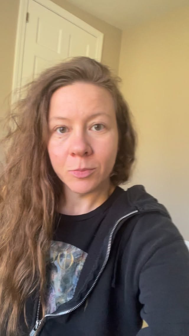 Expressive arts psychotherapies provide ways of working with what might otherwise be inaccessible or overwhelming.
For clients who stopped feeling and want to move beyond numbness, expressive arts psychotherapies provide a natural and intuitive return to aliveness.
#expressiveartstherapy #creativeartstherapy #integrativepsychotherapy #dancemovementtherapy