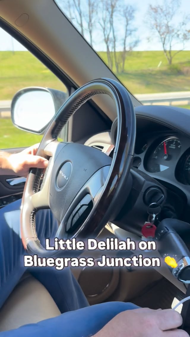 Well. This makes the drive to Nashvile extra SWEET! Thank you @talktojoey for spinning the latest single, “Little Delilah”, today.
Hope to see a whole bunch of you blugrass lovers at @stationinnnashville tonight!
#bluegrassmusic #bluegrasslife #lovesongstorchandbluegrass #mikemitchellmusic
