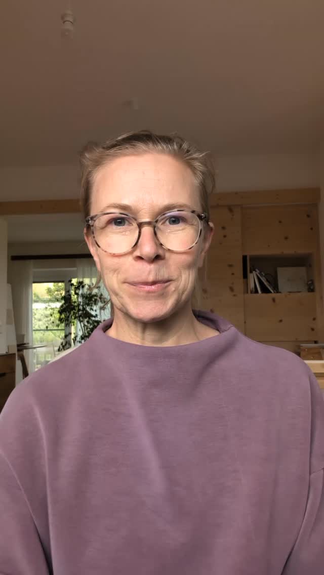 Hol dir die Aufzeichnung vom ersten Vortrag unserer Reihe 🗝️🔥🦋🥰✨🗝️
outgrow yourself zum Thema:
Mehr Druck ist mehr Scheitern. Warum uns Willenskraft nicht zu nachhaltigen Veränderungen führt.
Aufzeichnung: 30 Euro
Unser nächster Titel:
Grenzen im Kopf 🤯
Warum Veränderung an deiner Überzeugung scheitert.
Das erarbeiten wir uns im Nächten Termin miteinander am 23.4. ✨✨
Anmeldung mit Link aus meiner Story oder direkt bei uns:
anita.kurzbauer@gmail.com oder
birgit@himmelbauer.info