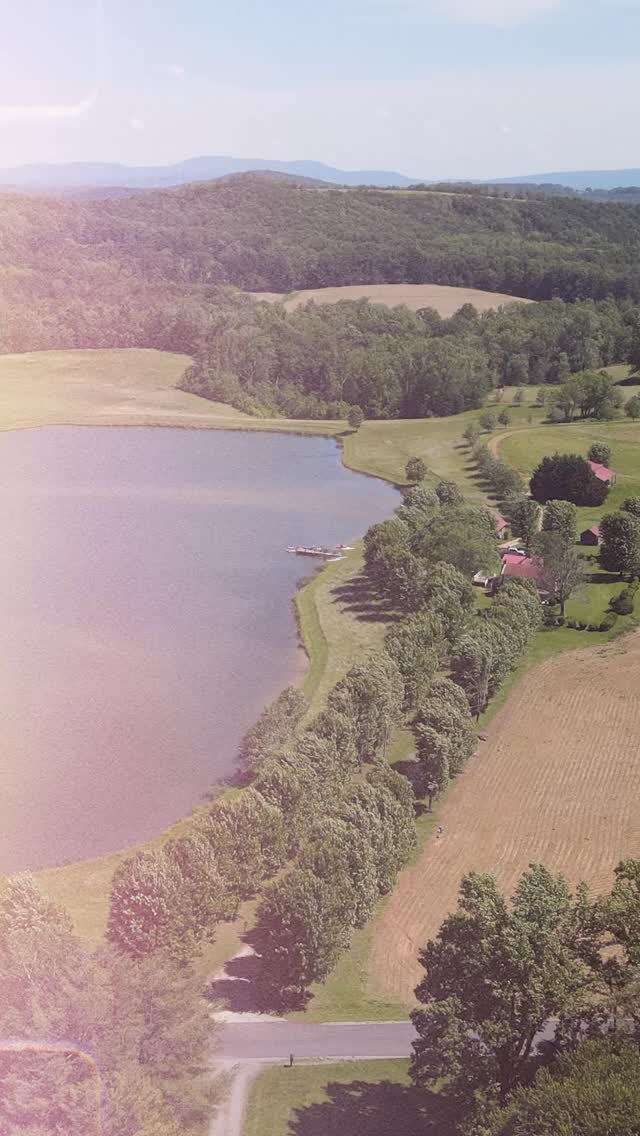 Ethan & Sidney’s day in Virginia hills.