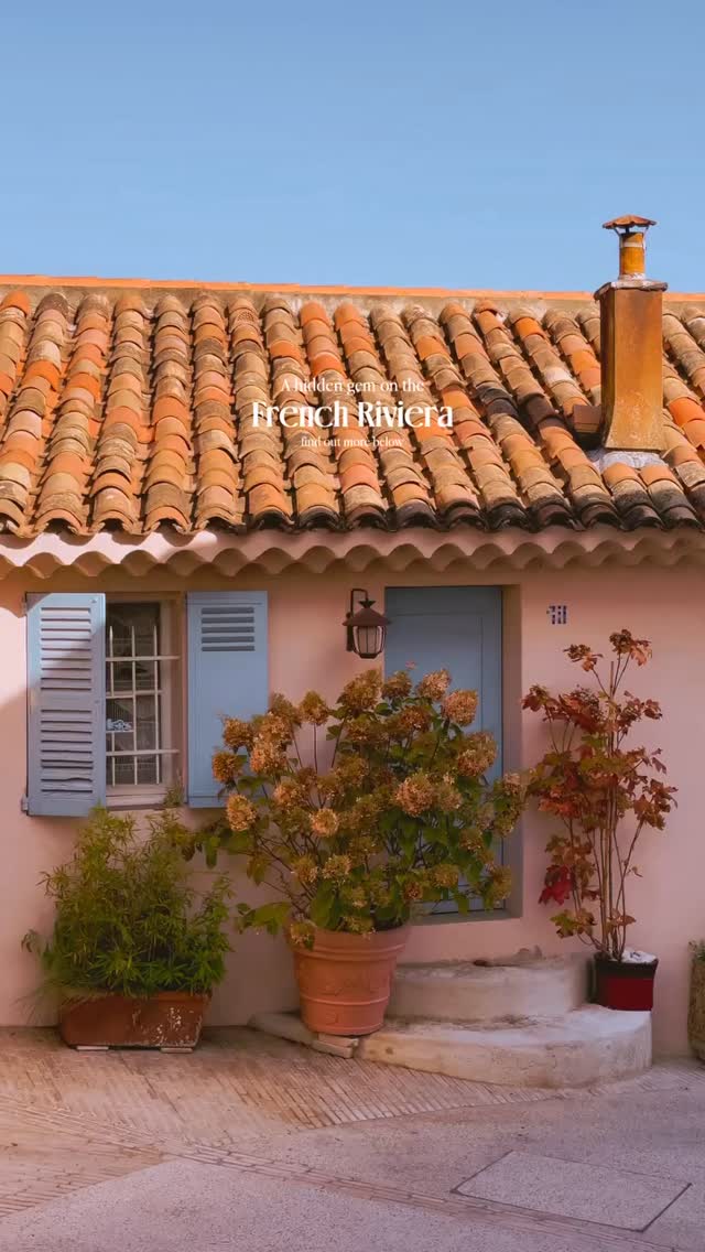 Have you ever heard of this place? ✨
📍Mougin, French Riviera
This charming town is just a 30-minute drive from Nice and is truly off the beaten path! The old village was a center for artists - Picasso spent a decade of his life here. Now, it is a magical and artistic hilltop village and a culinary hub with lots of amazing restaurants. Add this place to your travel bucketlist!
Remix @travelais
#frenchrivieraplaces #travelbucketlist #traveleurope #europeandestinations #beautifuldestinations