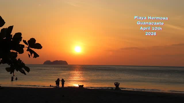 The first sunset of many sunset at different locations I will be bring you!
Playa Hermosa Guanacaste
#sunset #Guanacaste #welovefreddy #playahermosa