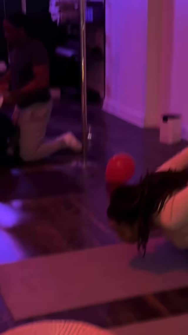 PS. Couples Yoga is back! 😍
Looking for the perfect date night that’s fun, unique, and meaningful? We’ve got you covered. Come stretch, support each other, and share a few laughs along the way.
Tag your partner and let them know it’s time to pull up! 💫