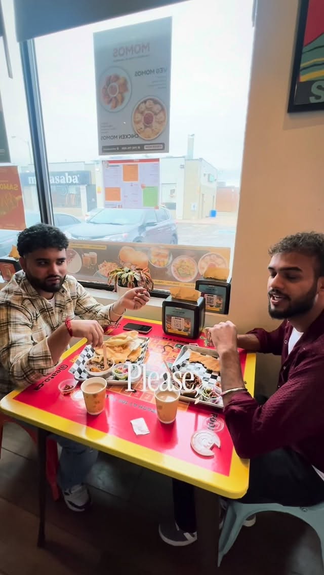 Aao Bhai logo at @eato.ca @toronto
#halalfood #toronto #streeteats #scarborough #momo