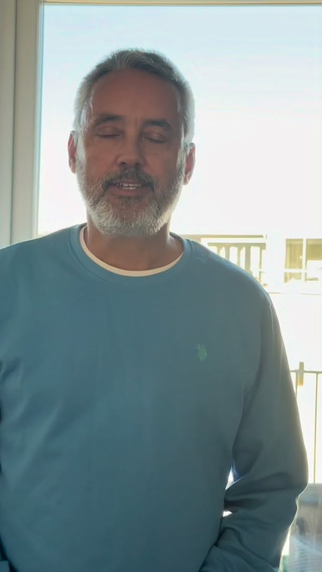 Jag har gullig merch! 😍 Skövde vi ses imorgon 👍🏼😃
Sen blir det
Karlstad 18 april
Jönköping den 25 april
Göteborg 2 maj
Stockholm 9 maj
Biljetter: bronten.se