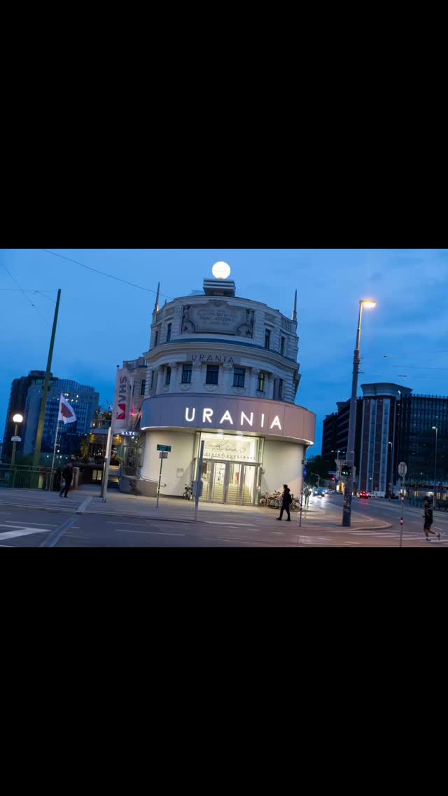 Saison 2026 😎 KURIER 🗞️ TALK 🎶 Theaterfest 🎶 Oper BURG GARS 🏰 MADAMA BUTTERFLY - KunstBURG 🖼️ KulturBURG 🤩 EventBURG 😎 Wir sehen uns ab 26. April in Gars 👋 Let’s OPERA ❗️ @Clemens Unterreiner @operburggars_official @theaterfest_noe @kurier #ClemensUnterreiner #theaterfestniederösterreich #operburggars #saison #news 📸©️KURIER ©️ Martina Berger| Theaterfest | Oper BURG GARS | Fabian Roupec