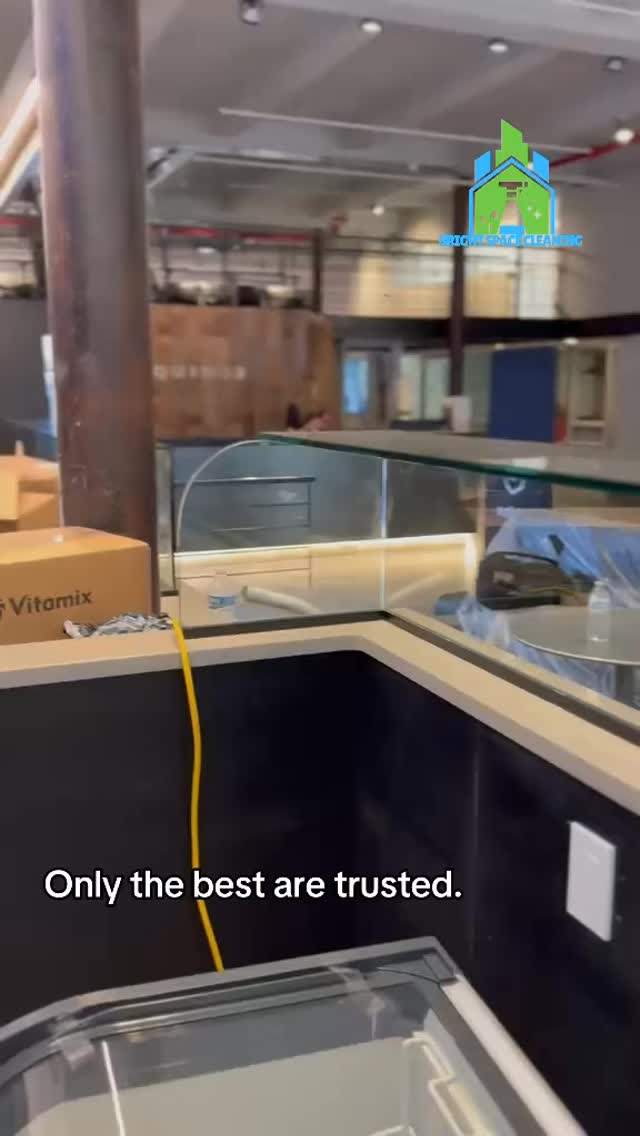 When the standard is high, the cleaning has to match it. That’s how we operate.
#CleaningCompany #NYCBusiness #FacilityMaintenance #EquinoxGym #EarthbarJuice