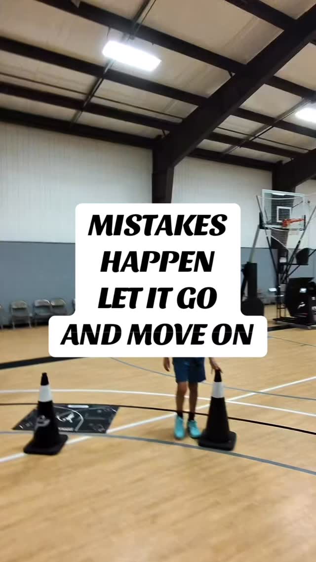 and move on it’s usually the athlete that gets more playing time. It’s not about what happen it that situation it’s about what you do next that determines whether or not a coach subs you out.
#Pro #Training #Basketball #sports #ProfectYourGame