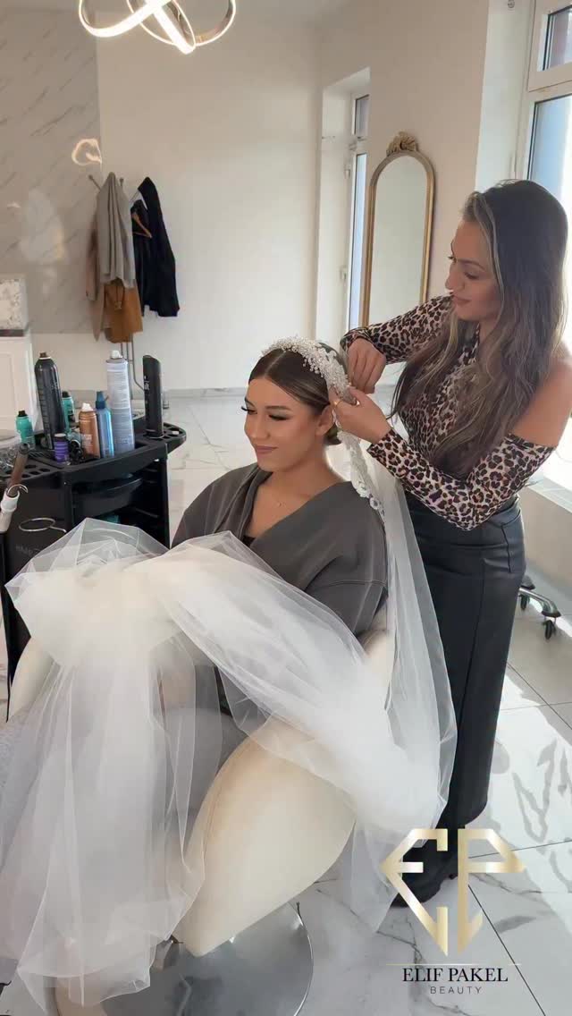 💃💃🥰🥰
#hairstyle #tutorial #braut #hair #instagram