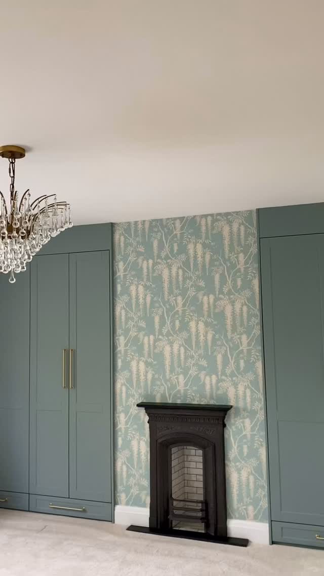 Beautiful bespoke velvet curtains made in Bristol by @zeal_interiors_ expertly dressed-in & fitting like a glove. Bespoke curtains add personality and elegance to your home interiors
Contact Holly if you’d like to discuss a project:
Tel: 07890578782
E: holly@zealinteriors.co.uk
#bristol #bristolcurtainmaker #bristolinteriors #velvetcurtains #bristolhome