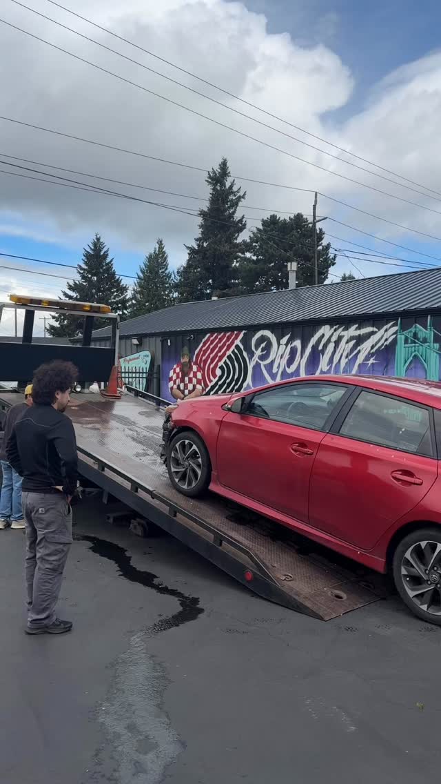 🚗💥 Accident just happened? We’ve got you covered — from pickup to repair ✅
At Professional Auto Body & Paint, your safety comes first. If your vehicle isn’t safe to drive, don’t wait hours for insurance towing — we offer fast, in-house towing to get your car to our shop the same day.
✔️ No long wait times
✔️ Safe, reliable transport
✔️ Direct to our body shop
✔️ We work with your insurance
We know your time matters. That’s why one call does it all — we’ll tow your car straight from the scene and take care of the rest.
📍 Serving Portland and surrounding cities
👨🔧 Family-owned & operated since 1997 (almost 30 years!)
📲 @affordableautotowingpdx
Call us today — we’re here to help when you need it most.
📞 503-281-1103
#tow
#towlife
#towtruck
#towingservice
#towing