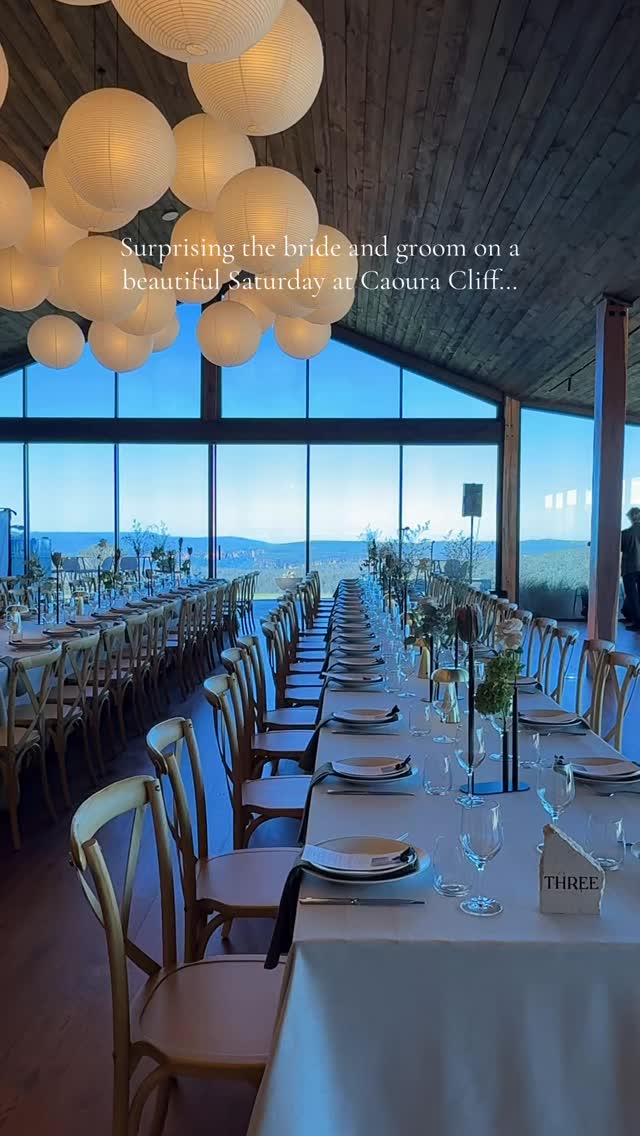 I first met Kathryn and Dave on my first visit to the gorgeous Caoura Cliff in Jan and they brought me back for this very special day! So grateful and happy to celebrate with you all 🥳🥳🥳 The biggest congratulations to the most beautiful couple Olivia & Ryan 💖💍🥂✨
Venue: @caouracliffs
Photo/video: @_twinfish_
Music/DJ: @oberonlane
Drinks: @henryclivecaravanbar
Food: @flavoursbydee
Painting: @paintedfavours