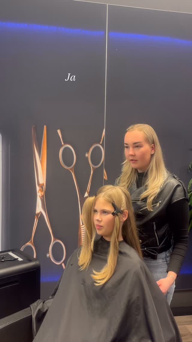 Knip Praat - “TikTok krullen”
Lieke bij Oda in de stoel.