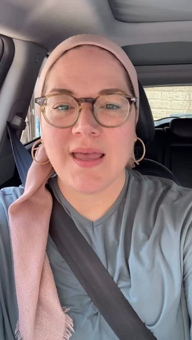 I love when basic tenets of vocal teaching merge with beautiful Torah teachings.
In singing we are always talking about balance. Thinking about it like this adds another layer - we aren’t just talking about what’s happening at the level of the vocal cords, like are the cords closing efficiently and are we preventing strain and all that jazz…. we are also talking about your body being “in balance” - healthy, hydrated, rested. This harmony can ensure vocal health.
And on top of that there’s the idea of presence - being self-aware, emotionally available, and physically relaxed, so you can deliver an impactful performance and not just a series of pretty notes.
If you’re interested in knowing more about how your overall body wellness impacts your voice, check out my Vocal Health Guide in the link in my bio.
Happy Singing 💗