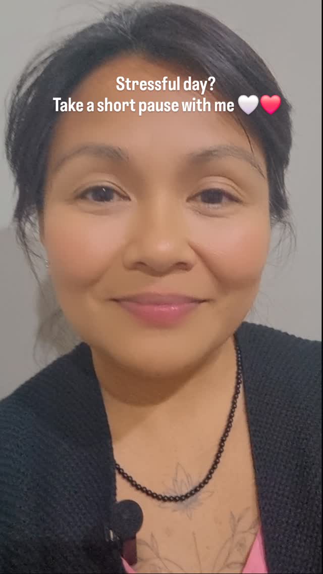 Take a pause with me ....
Needing a longer reset?
Book in a holistic bespoke massage and bodywork treatment with me. Link below
https://www.miabelle.co.nz/kobido-facial-massage
#miabellenz #miabelleholisticsanctuary #facemassage #MyofascialRelease #boutiqueskincare