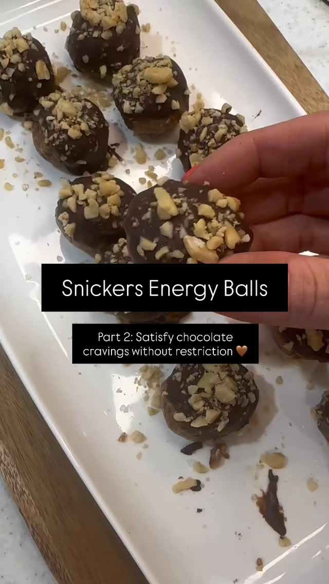 You’re fed up of craving chocolate 🫣
And you start you can’t stop 😫
This is part of 2 of my ‘wean off the Easter chocolate’ series 😂 scroll back for part 1 👀
It’s so nice to feel satisfied and not crave more; not have the slump and enjoy some energising goodness ✨☺️!
These taste like snickers 😳😮💨! Hit SAVE now!
Cal 188 Fat 11g Protein 5g Carbs 20g
100g oats
8 medjool dates
125g peanut butter
85g honey
35g salted peanuts
85g crushed chocolate (I used dark, any is ok)
1 tsp. coconut oil
1/2 tsp. flakey sea salt
•Pulse the oats to create oat flour.
•Add dates, nut butter and honey and blend to form a smooth dough.
•Add ¾ of the peanuts, pulsing for smaller chunks.
•Roll into 12 balls
•Chop (or pulse) the remaining nuts into small pieces
•Melt the chocolate with the oil in the microwave (at 30 sec intervals)
•Dip each ball into the chocolate, coating half of the ball then sprinkle crushed peanuts and sea salt on top of each ball.
•Pop in the freezer for 20 mins until it sets.
I’m always sharing food ideas and recipes so follow to keep an eye out & join me for more 👀
Check out my ‘Kate’s kitchen’ recipes books on Amazon too 👀
Let me know if you try them! 👀