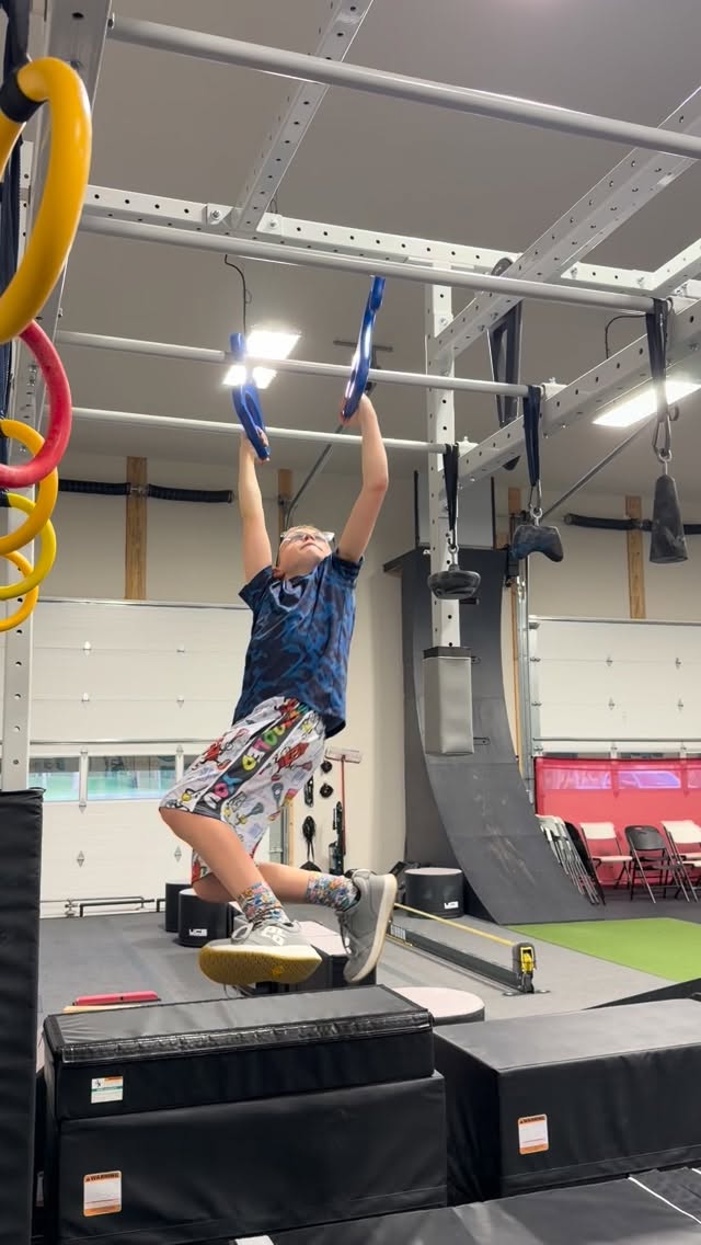 Love the new Hook Hands from @worldninjasport truly a versatile obstacle for all ability levels! #ninjawarrior