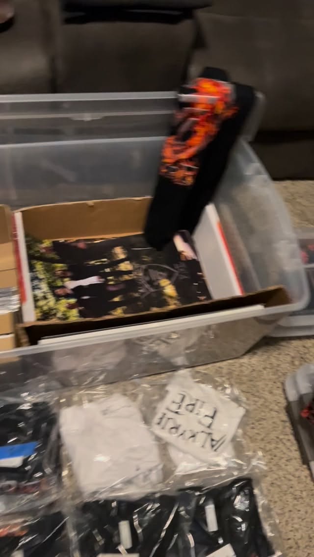 🔥 NEW MERCH IS COMING! 🔥
Be at our shows and get all the old inventory while it lasts!
💥 We will have NEW MERCH at our shows on April 19th in Franklin, TN with @fuzzripper, @warhogdfw and then we continue on to Knoxville, TN to open for @psychostick on May 6th and @aaronfinkandthefury on May 15th (yes, @aaronfinkmusic from Breaking Benjamin!)
Get your merch and tickets to our shows on our website at https://www.valkyriesfire.com 🤘