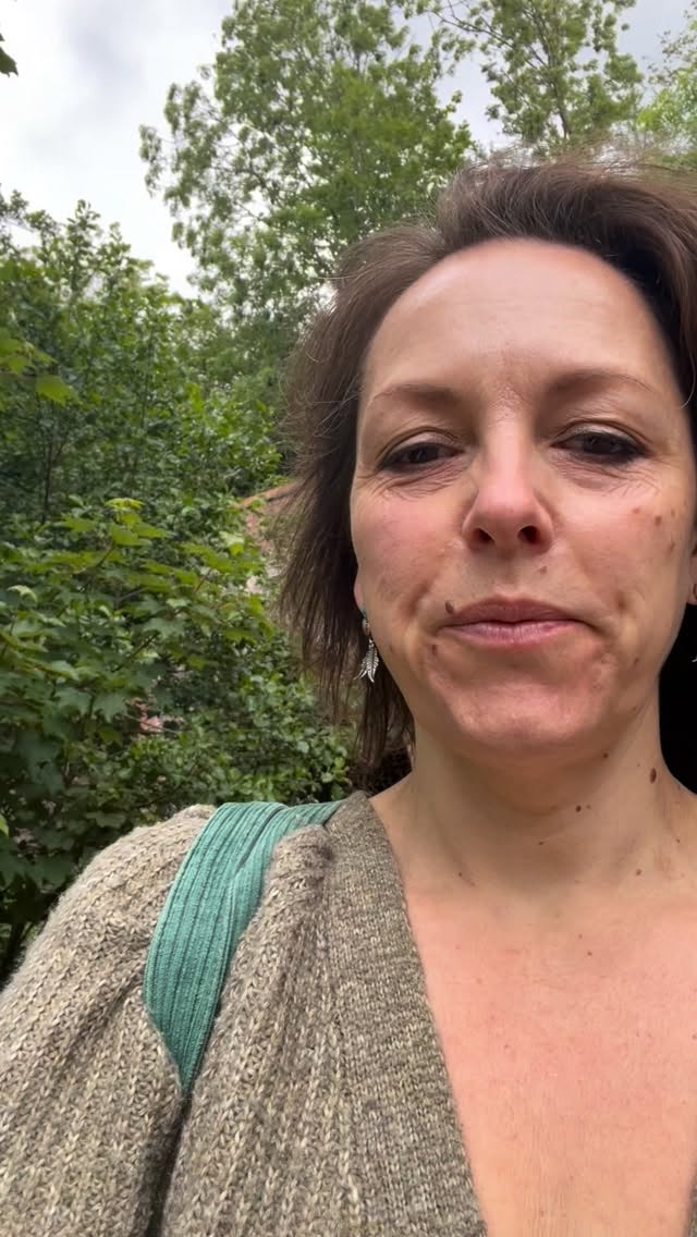A short meditation on @sevenoaks_village_gathering , your hippocampus and amygdala and frankincense 😉
#essentialoilsforbirth
#doula
#birthplanning
#womensupportingwomen
#hypnobirthing