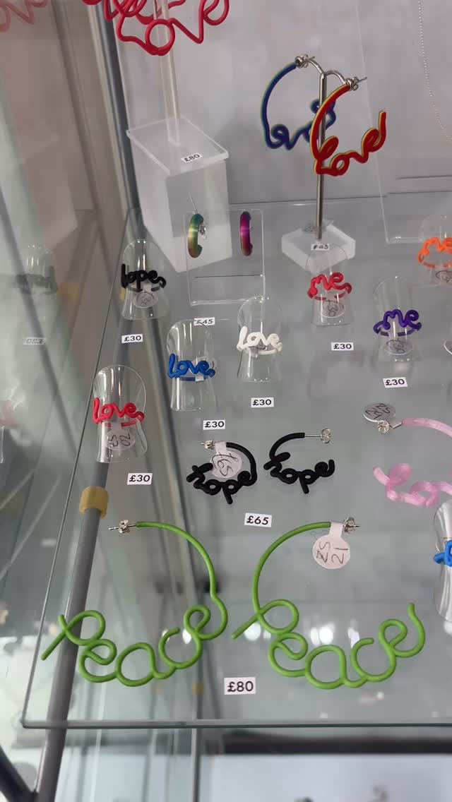 Colourful, bold statement jewellery by @zoe_sherwood is available in store and via our website - link in bio 😍
Zoe is inspired by the journey of life, she uses words to tell these stories and creates visual patterns. Repetition of ‘Me’ evokes thoughts of reproduction and growth as well as working with other individuals in unity.
Zoe believes in embracing who you are and what you stand for.
The idea of self empowerment and love is reinforced in narratives that run throughout her work and in a poem Zoe wrote in 2009 and stands by:
“I am one of many
I am one of few
I am an individual
Just like you.”
#contemporaryjewellery #frannyandfiler #jewellery #handmade #jewelleryshop