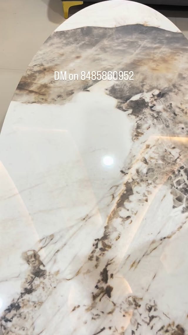 Royal blue Maheshwari saree with golden and silver zari work beautiful big border perfect for wedding season and Sakhishrungar’s summer special collection #onlineshop #sakhishrungar #sareelovers #punecity #onlinesaree